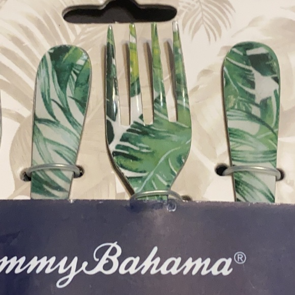 NWT Tommy Bahama set of 4 Cocktail Fork Set - Palm Leaf Pattern - Picture 3 of 6